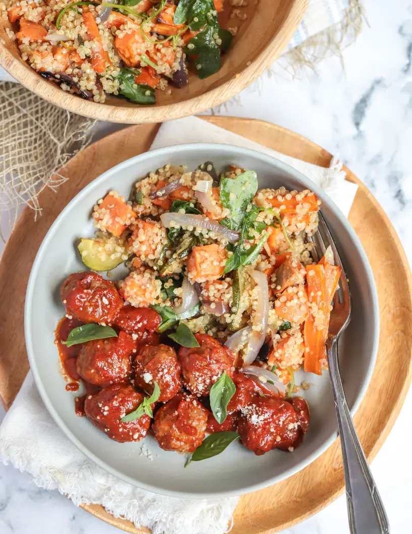 Albóndigas de pavo con tomates secos en salsa marinara